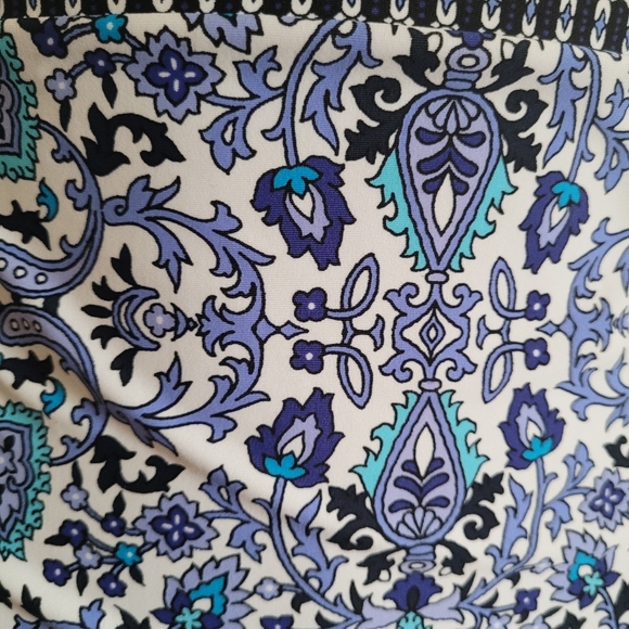 Ellen Tracy Swim Top - Picture 4 of 4